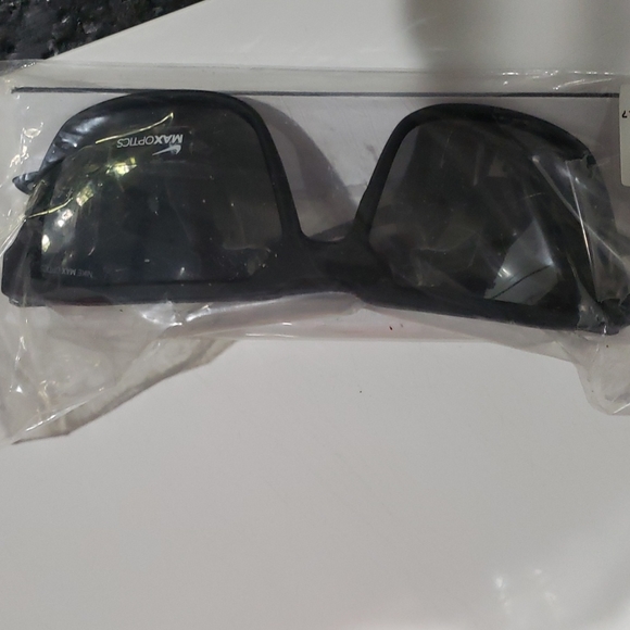 Nike Bandit Sunglasses - Picture 1 of 3